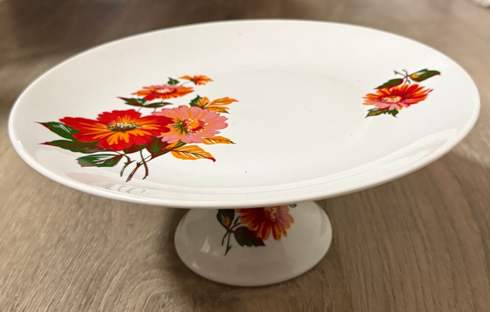 Naaman Porcelain Pedestal Cake Stand Floral Pattern Vintage Style Israel 9"